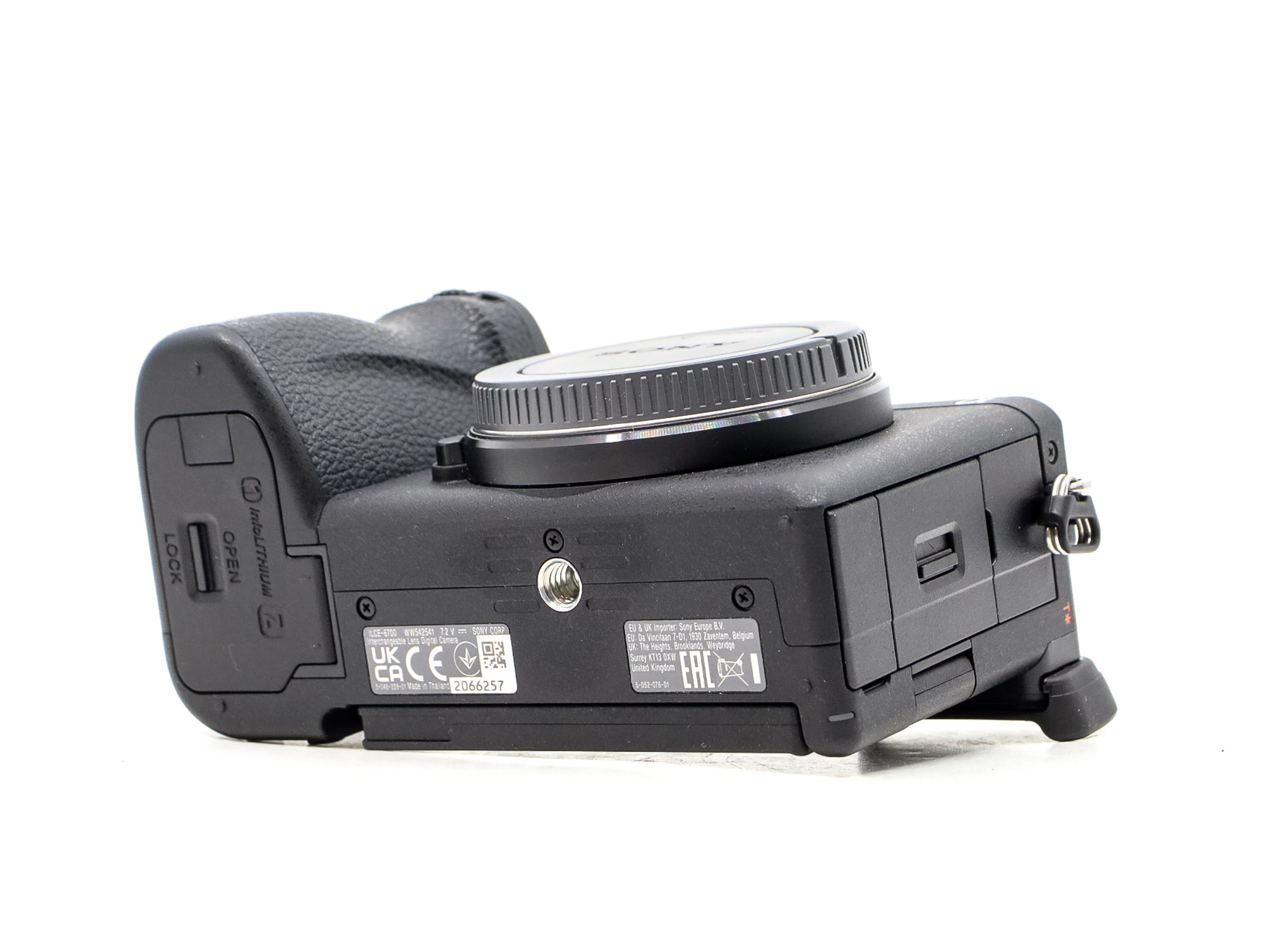 تعمیر دوربین سونی Sony a6700 | نمایندگی تعمیر دوربین سونی 